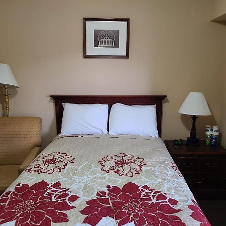 Clarysville Motel Frostburg Ngoại thất bức ảnh